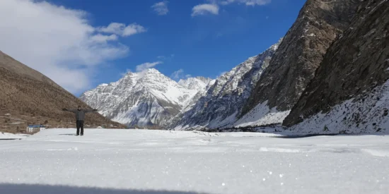 frozen white landscape sighted in spiti valley on the winter spiti tour